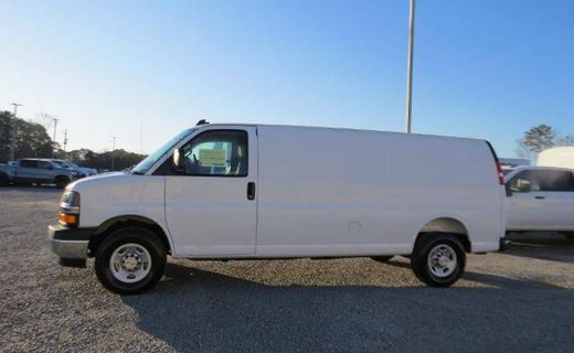 2026 Chevrolet Express EXT