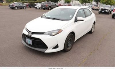 2019 Toyota Corolla L LE SE