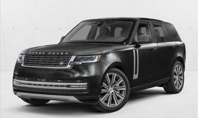 2025 Land Rover Range SE