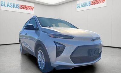 2023 Chevrolet Bolt EUV LT
