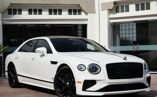 2025 Bentley Flying Spur Speed