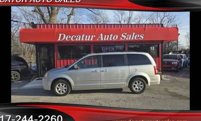2008 Chrysler Town AND Country Touring Signature