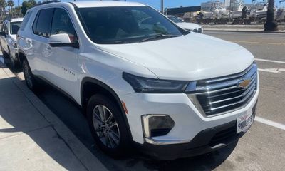 2023 Chevrolet Traverse LT