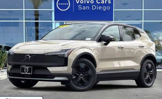 2026 Volvo EX30 CC Ultra