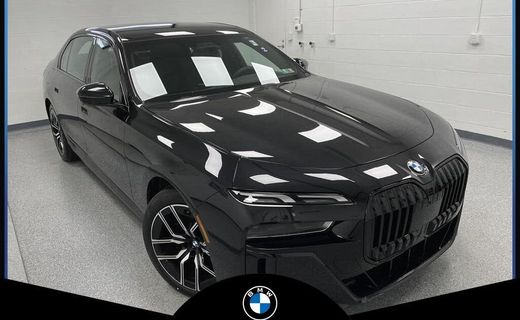 2023 BMW 760i xDrive