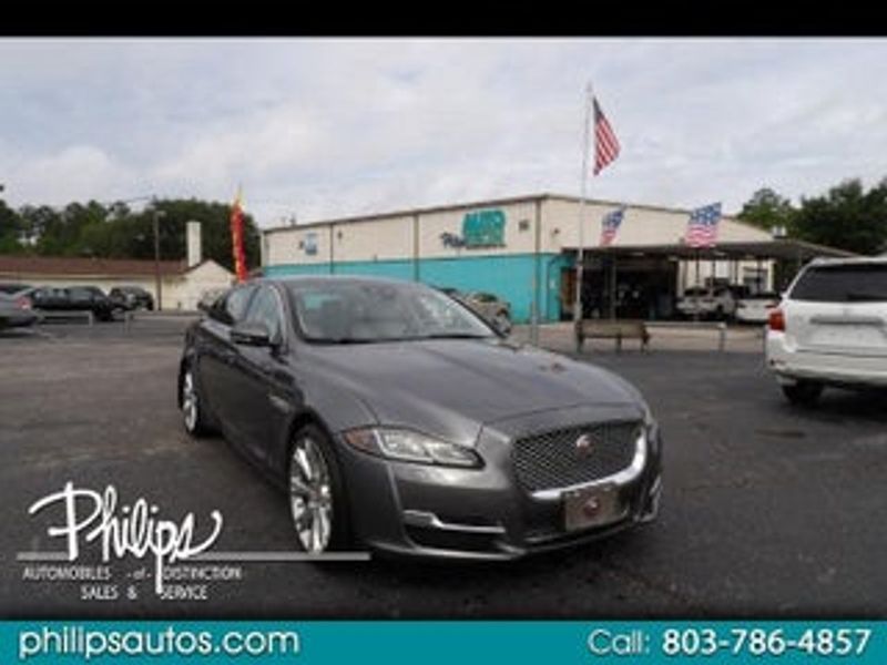 2018 Jaguar XJ — a typically priced live listing