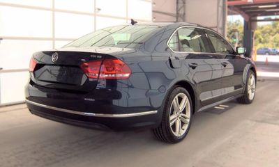 2014 Volkswagen Passat SE