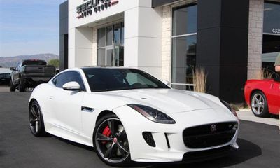 2016 Jaguar F-Type R