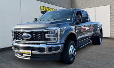 2023 Ford F-450 Lariat