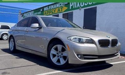2011 BMW 528I I