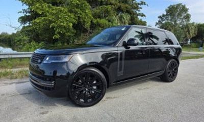 2026 Land Rover Range SE