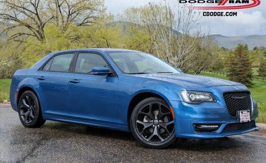 2022 Chrysler 300 Touring L