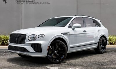2023 Bentley Bentayga V8 4D Sport