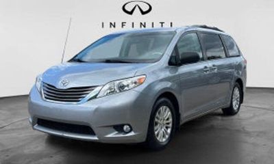 2011 Toyota Sienna LE
