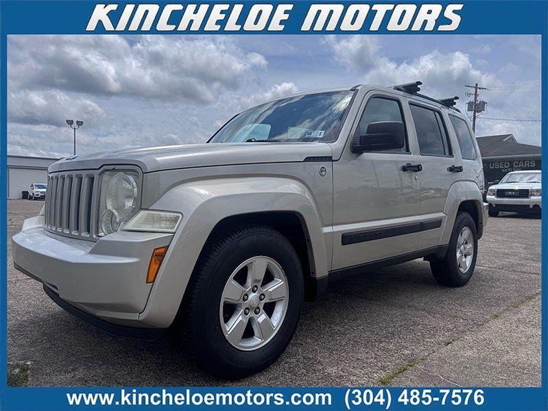 2009 Jeep Liberty — a typically priced live listing