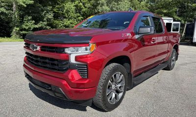 2024 Chevrolet Silverado RST