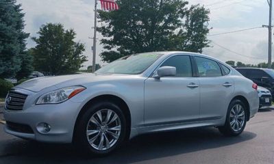 2012 Infiniti M37 X