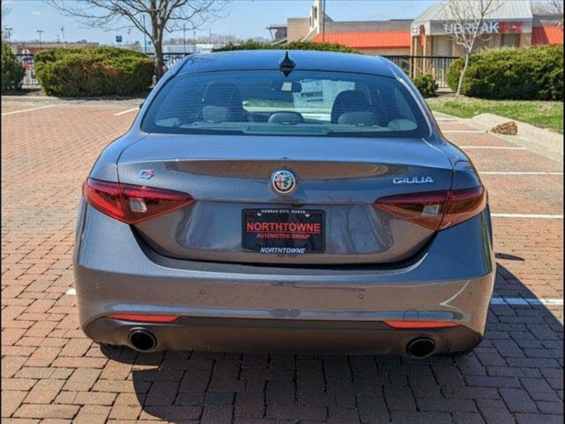 2022 Alfa Romeo Giulia (952) — a typically priced live listing
