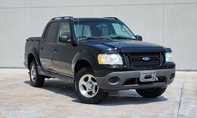 2005 Ford Explorer Sport Trac XLS