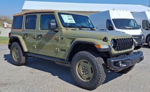 2026 Jeep Wrangler Sport