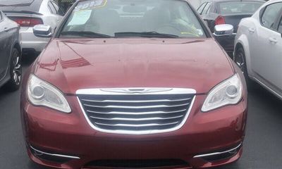 2013 Chrysler 200 Limited