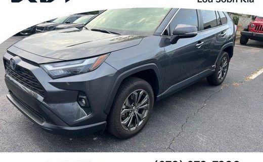 2024 Toyota RAV4 XLE Premium