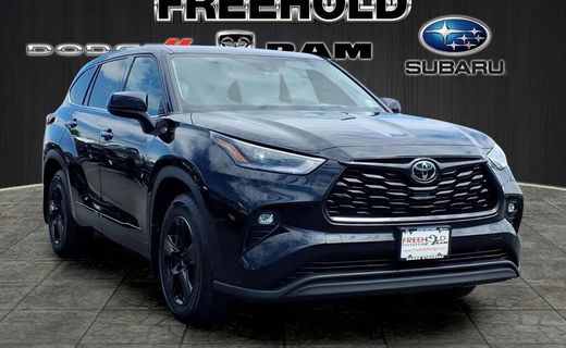 2021 Toyota Highlander LE