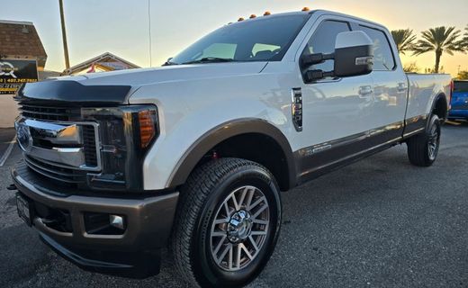 2017 Ford F-350 Lariat