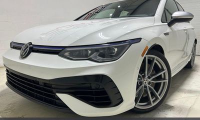 2024 Volkswagen Golf R 4MOTION