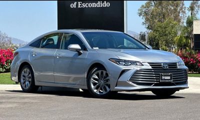 2022 Toyota Avalon XLE