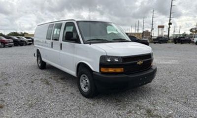 2026 Chevrolet Express 3500 Cutaway 139
