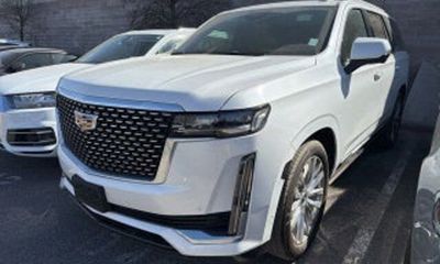 2022 Cadillac Escalade Premium Luxury