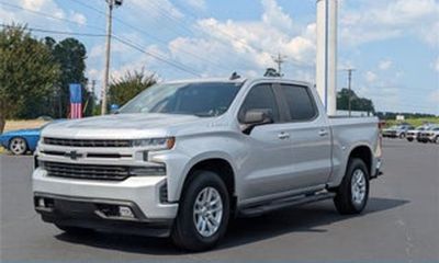 2021 Chevrolet Silverado RST