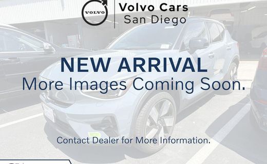 2023 Volvo XC40 Ultimate Dark