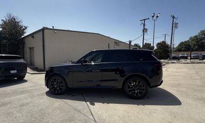 2026 Land Rover Range Sport P400 Dynamic SE