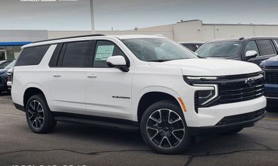 2026 Chevrolet Suburban RST
