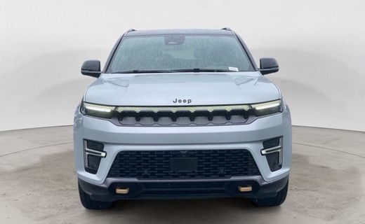 2026 Jeep Grand Wagoneer Base