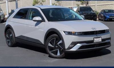 2024 Hyundai Ioniq 5 SE