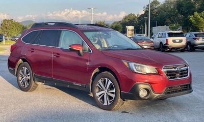 2019 Subaru Outback Limited ES