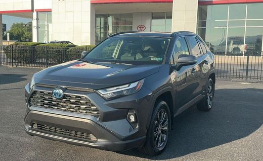 2022 Toyota RAV4 XLE Premium