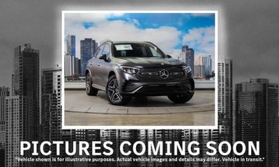 2027 Mercedes-Benz GLC-Class Base