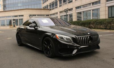 2015 Mercedes-Benz S-Class S550 4 Matic