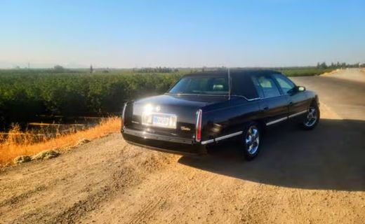 1999 Cadillac Deville Base