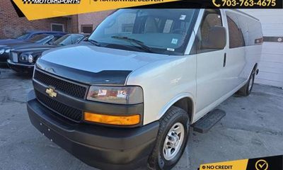 2022 Chevrolet Express Passenger LS EXT