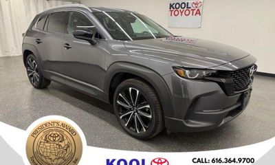 2025 Mazda CX-50 Premium Plus