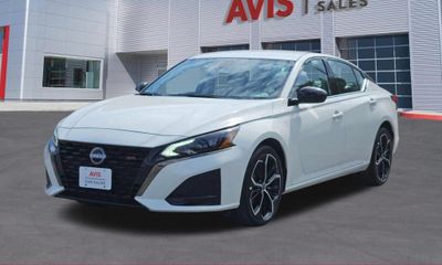 2025 Nissan Altima SR