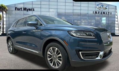 2019 Lincoln Nautilus Select
