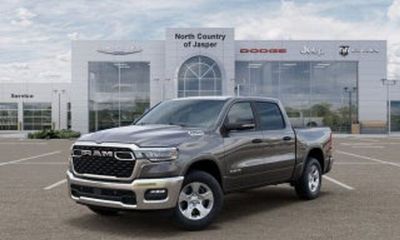 2024 Ram 1500 Laramie