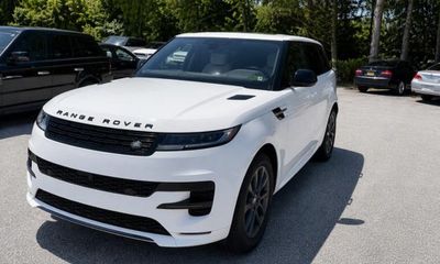2023 Land Rover Range Sport P400 Dynamic SE