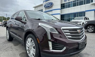 2018 Cadillac XT5 Premium Luxury